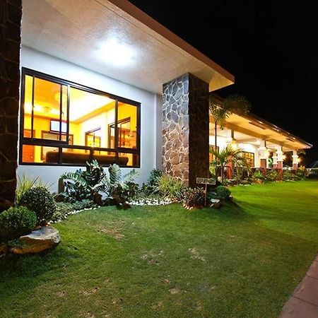 La Suena Brisa Beach Resort And Events Place Батангас Экстерьер фото